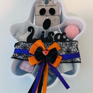 Halloween Theme Personal Care Gift Set Packed in a Reusable Snack Box!